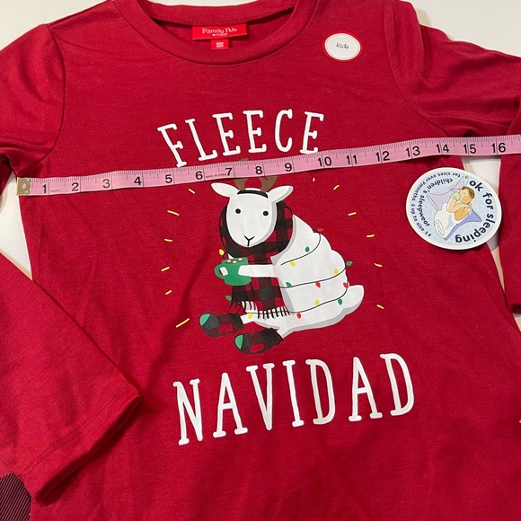 Feliz Navidad PJ’s Size 8. Unisex. 2 piece set. New With Tags. - Picture 4 of 13